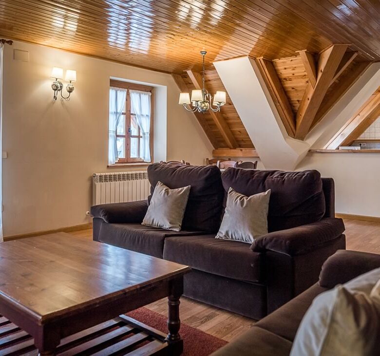 APARTAMENTOS DETH CAMIN REIAU en Arties, Valle de Aran
